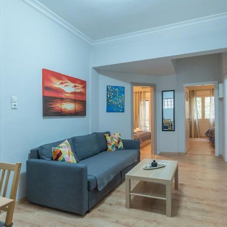 Entire Apt, 2 Bdrm, City Center Atenas Exterior foto